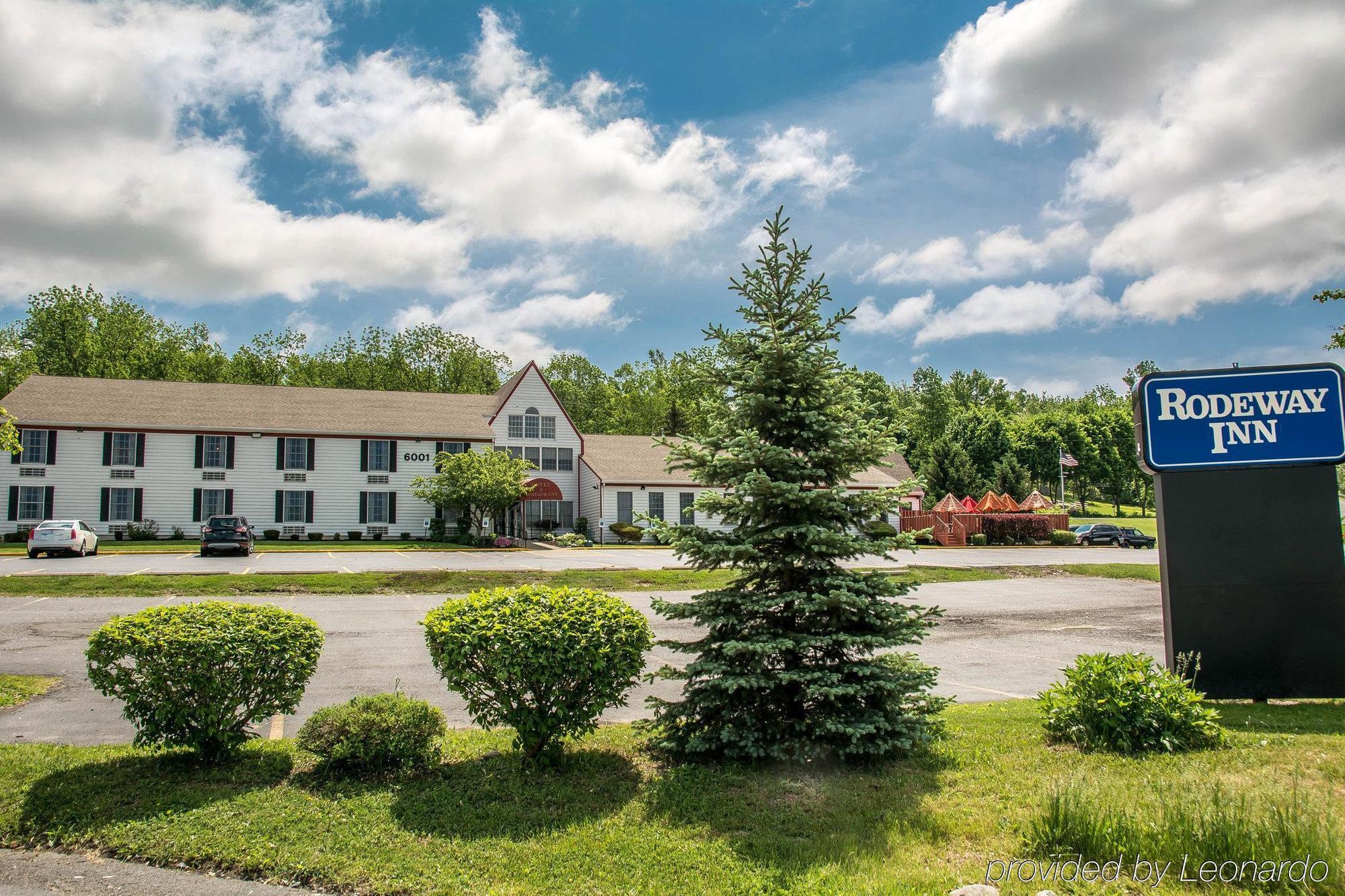 Rodeway Inn Lakeville Dış mekan fotoğraf